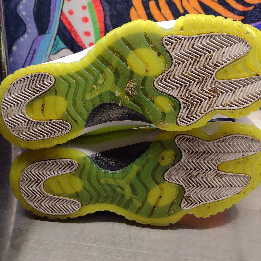 Jordan Future - Picture 2 of 5